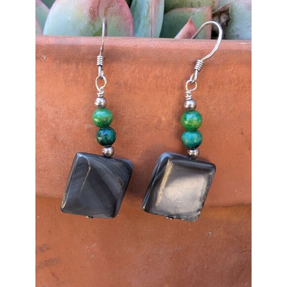 Sterling Silver Labradorite Earrings, Vintage Mystical Earrings - Picture 3 of 10